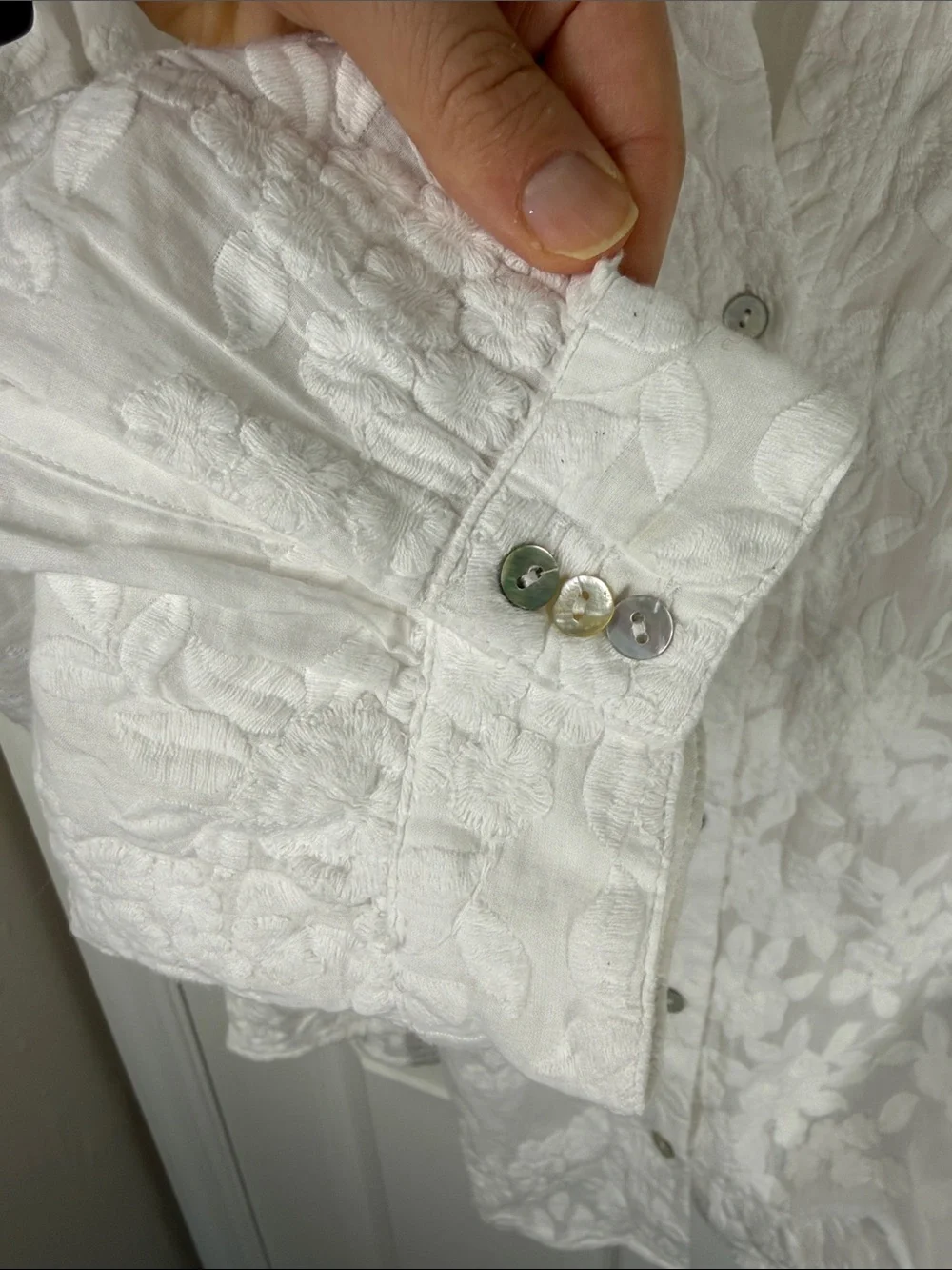 J Jill white cotton fully embroidered floral button front blouse size large